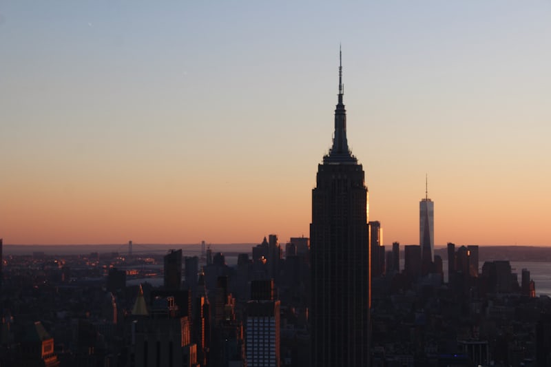 Empire State Building gün batımında